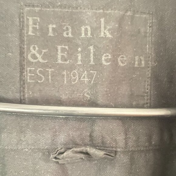 Frank & Eileen “Mary” Shirt Est 1947 – Made in USA, 100% Cotton Woven in Italy - Picture 5 of 17